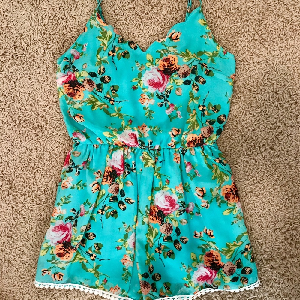 Romper perfect for summer! ☀️